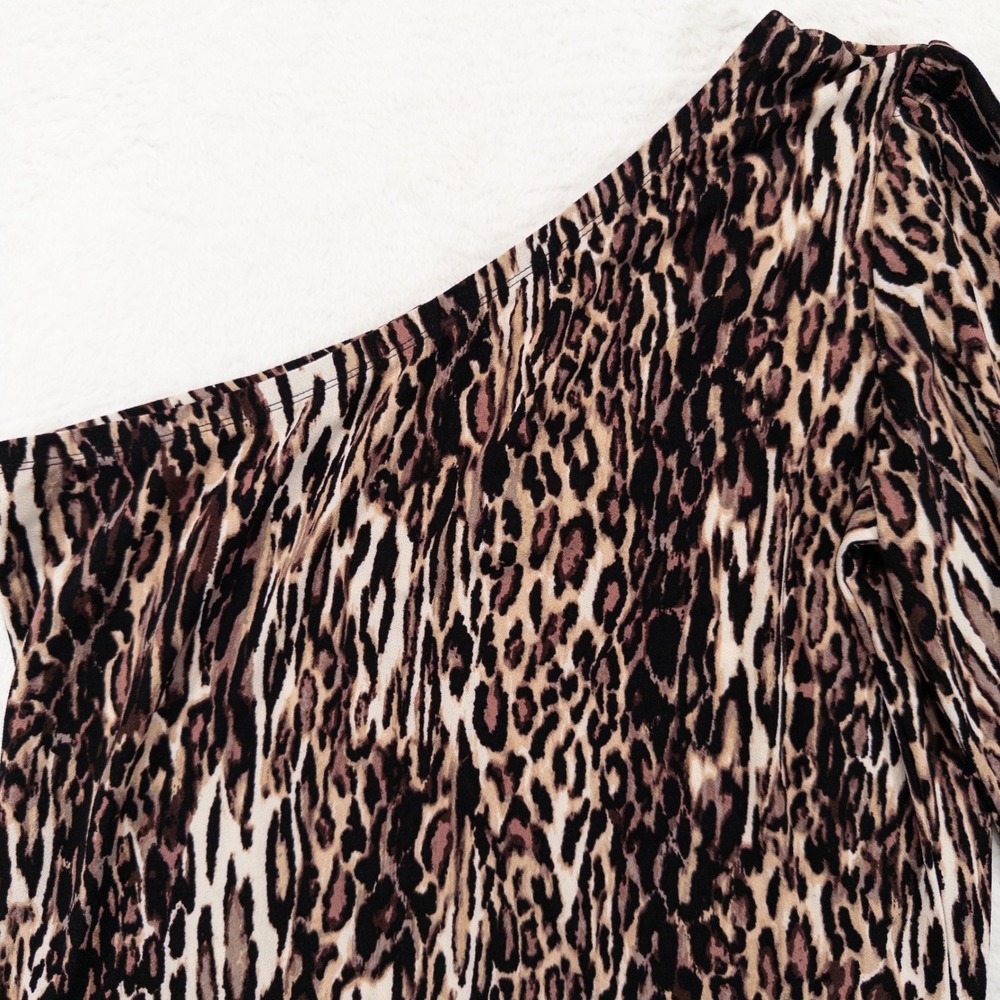 Maurices One Shoulder Top Large Brown Leopard Print Stretch Knit Mob Wife New - Picture 4 of 11